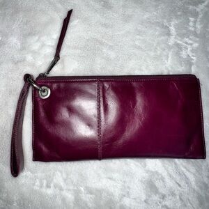 Hobo Wristlet 😍